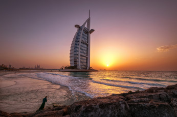 Картинка burj+al+arab+-+dubai города дубай+ оаэ парус отель заря океан