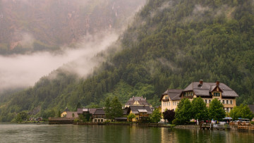 Картинка города -+пейзажи туман горы австрия лес hallstatt город