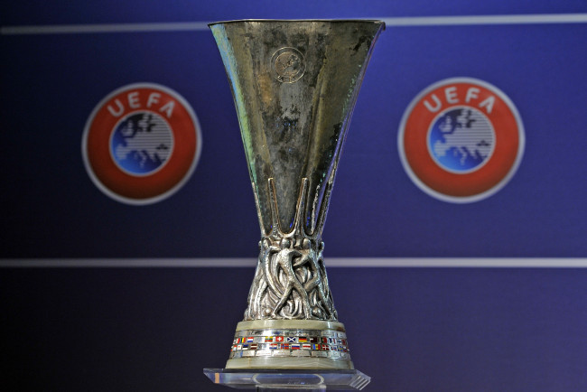Обои картинки фото uefa trophy, спорт, футбол, uefa, trophy, трофей
