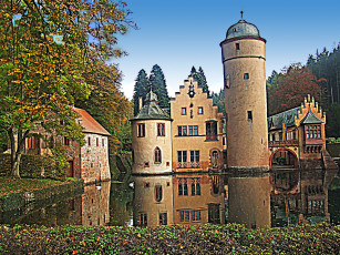 обоя aschaffenburg, castle, mespelbrunn, города, дворцы, замки, крепости