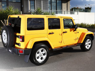 Картинка автомобили jeep overland unlimited желтый 2013г jk au-spec wrangler