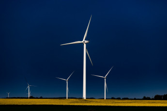 Картинка разное ветрогенераторы ветряки