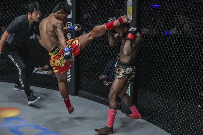 Обои картинки фото спорт, mix fight, тайский, бокс, муай, тай, боевое, искусство, таиланда, мужчина, удар