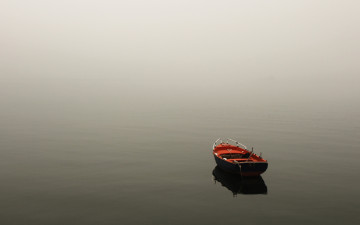 обоя корабли, лодки,  шлюпки, пейзаж, туман, природа, лодка, озеро