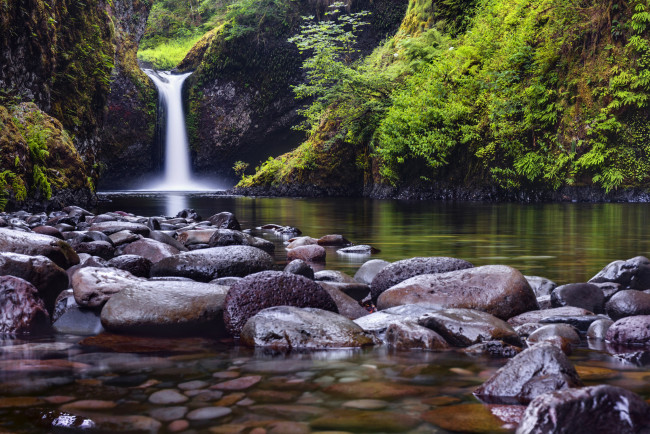 Обои картинки фото природа, водопады, лес, камни, река