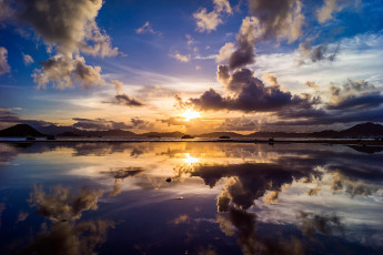 Картинка природа восходы закаты корабли облака небо залив китай отражения
