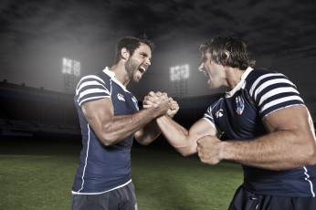 Картинка мужчины -+unsort стадион спорт ситуация футбол форма рукопожатие мускулы приветствие