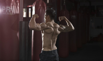 Картинка мужчины -+unsort мускулы спортсмен спина тату