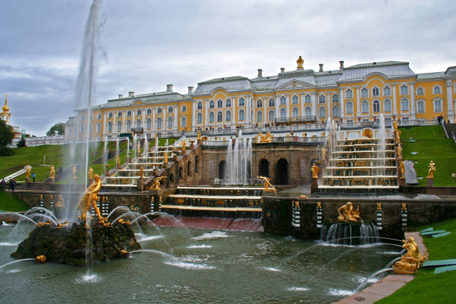 Обои картинки фото петергоф, города, санкт, петербург, россия, дворец, статуи, вода