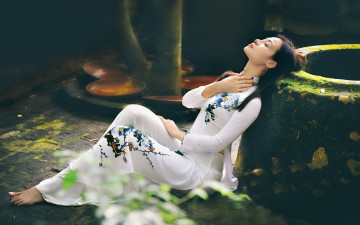 Картинка девушки -unsort+ азиатки лицо стиль поза модель платье