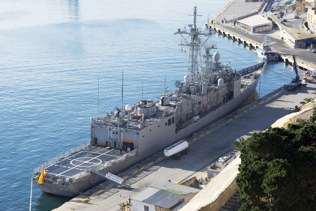 Обои картинки фото sps navarra, корабли, крейсеры,  линкоры,  эсминцы, вмф
