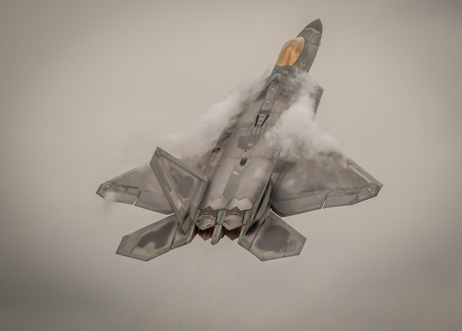 Обои картинки фото f-22, авиация, боевые самолёты, истребитель