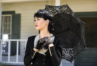 Картинка музыка katy perry черный зонтик шляпка перчатки