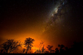 Картинка milky+way космос галактики туманности рассвет звезды