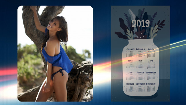 Обои картинки фото календари, девушки, дерево, улыбка, женщина