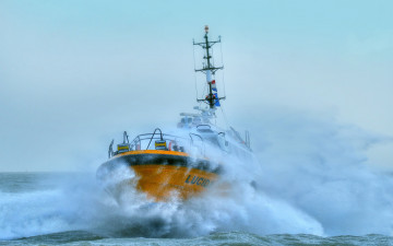 Картинка корабли баркасы+ +буксиры lucida pilots hdr шторм корабль нидерланды пилотные суда