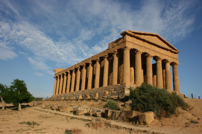 Обои картинки фото the, greek, temple, in, segesta, города, исторические, архитектурные, памятники, sicily