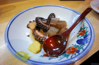 Картинка еда рыба +морепродукты +суши +роллы осьминог