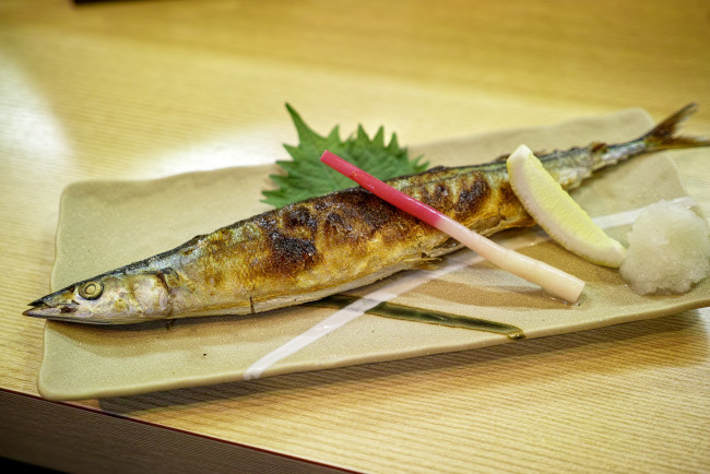 Обои картинки фото еда, рыба,  морепродукты,  суши,  роллы, ставридка