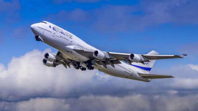 Обои картинки фото boeing 747-412, авиация, пассажирские самолёты, авиалайнер