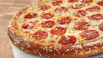 Картинка еда пицца сыр колбаса