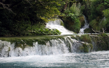 Картинка природа водопады потоки вода