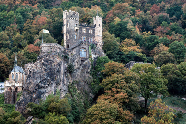 Обои картинки фото rheinstein castle, города, замки германии, rheinstein, castle