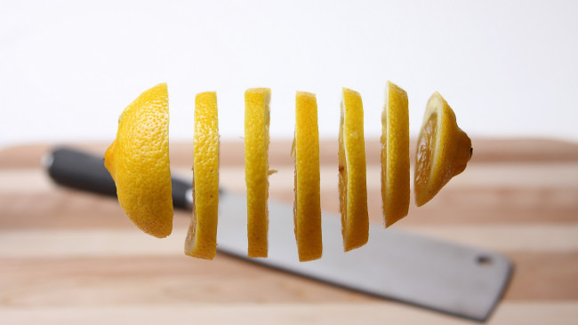 Обои картинки фото еда, цитрусы, лимон, нож