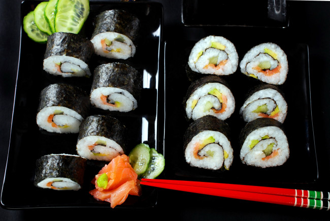 Обои картинки фото еда, рыба,  морепродукты,  суши,  роллы, роллы, имбирь, кухня, японская