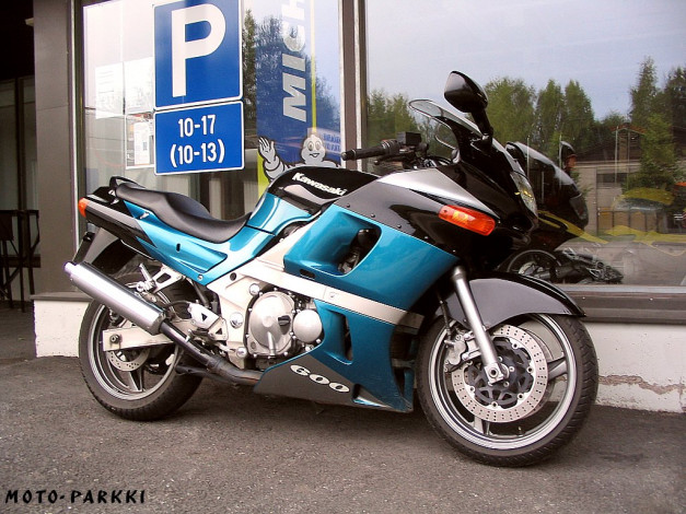 Обои картинки фото kawasaki, zzr, 600, мотоциклы
