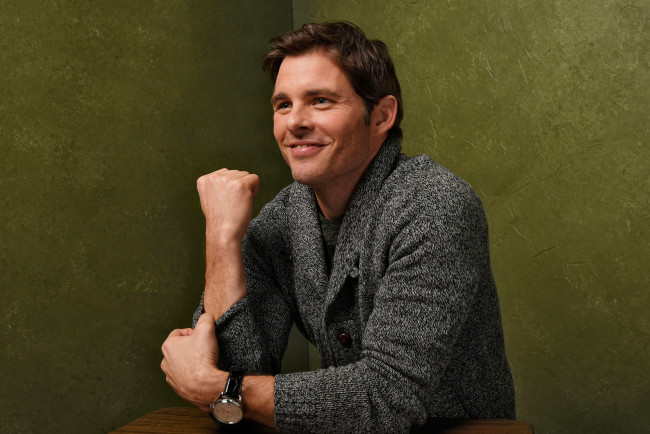 Обои картинки фото james marsden, мужчины, джеймс, марсден, фотосессия, для, фильма, дорога, в, голливуд, d-train, sundance