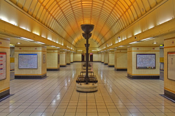 Картинка интерьер -+другое gants hill метро лондон станция