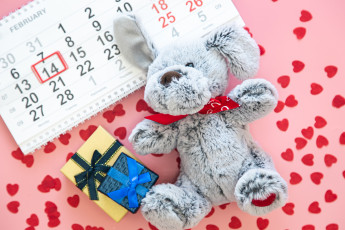 Картинка праздничные день+святого+валентина +сердечки +любовь календарь сердечки коробки игрушка