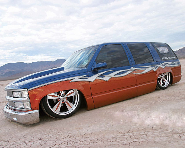 Обои картинки фото 1996, chevrolet, tahoe, автомобили, custom, 5dr, off, road