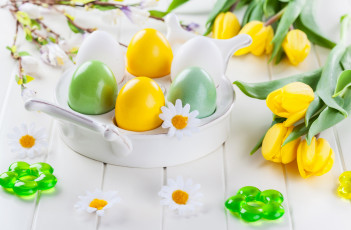 Картинка праздничные пасха крашеные eggs flowers яйца тюльпаны spring easter цветы весна colorful tulips