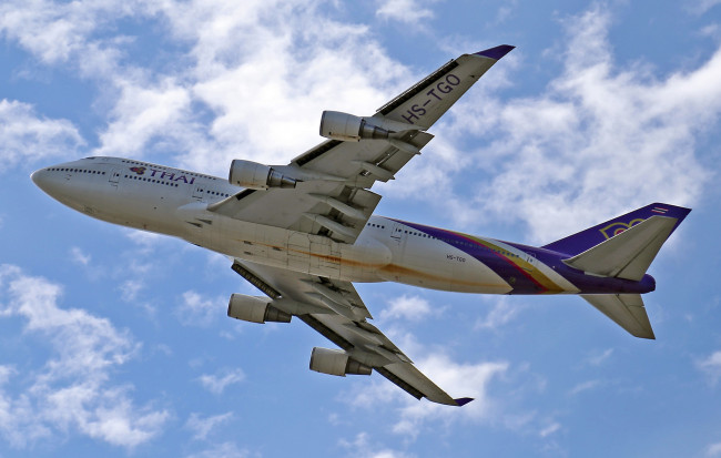 Обои картинки фото boeing 747-4d7, авиация, пассажирские самолёты, полет, авиалайнер
