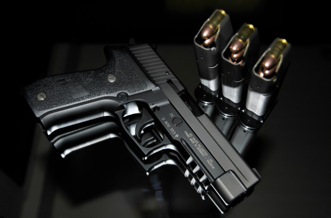 Обои картинки фото оружие, пистолеты, пистолет, p226, sig-sauer