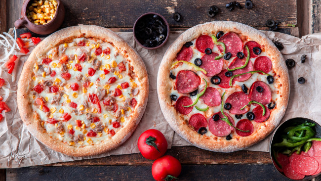 Обои картинки фото еда, пицца, куриная, пеперони