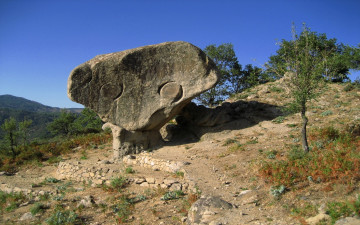 Картинка национальный+парк+aspromonte природа камни +минералы калабрия аспромонте италия скалы горы национальный парк