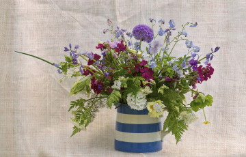 Картинка цветы букеты композиции ваза полевые