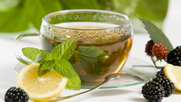 Картинка еда напитки +Чай ежевика лимон чай мята
