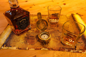 Картинка бренды jack+daniel`s виски карта компас