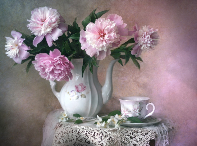 Обои картинки фото цветы, разные вместе, чашка, жасмин, пионы