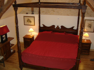 Картинка интерьер спальня кровать