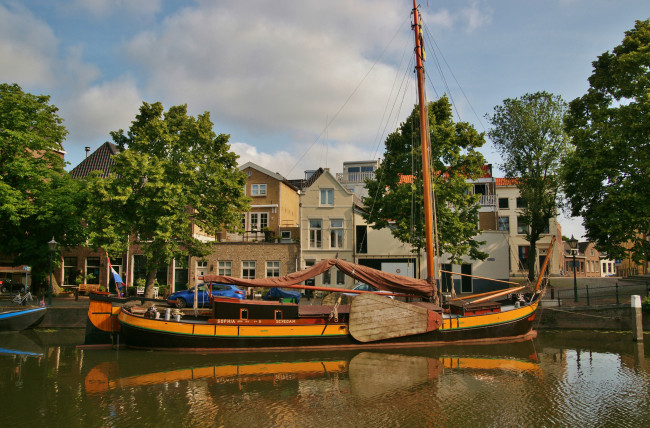 Обои картинки фото schiedam, netherlands, корабли, другое, схидам, нидерланды, набережная, причал
