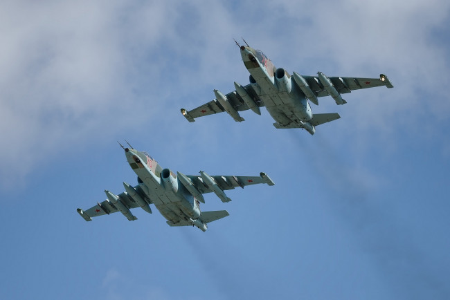 Обои картинки фото su-25, авиация, боевые самолёты, штурмовик