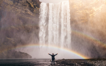 Картинка природа водопады водопад спектр радуга скала