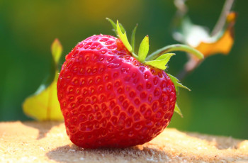 Картинка еда клубника земляника ягода сердечко
