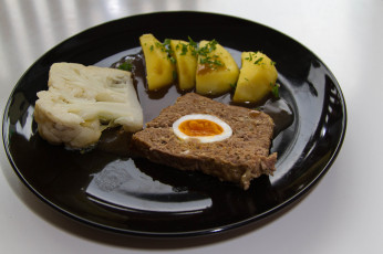 Картинка еда Яичные+блюда картошка рулет овощи