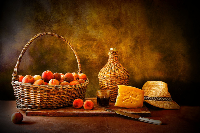 Обои картинки фото еда, натюрморт, сыр, фрукты, вино, шляпа